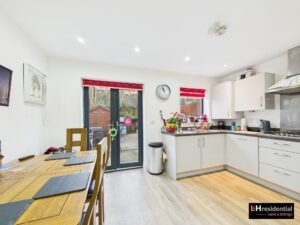 Studio Way, Borehamwood, WD6