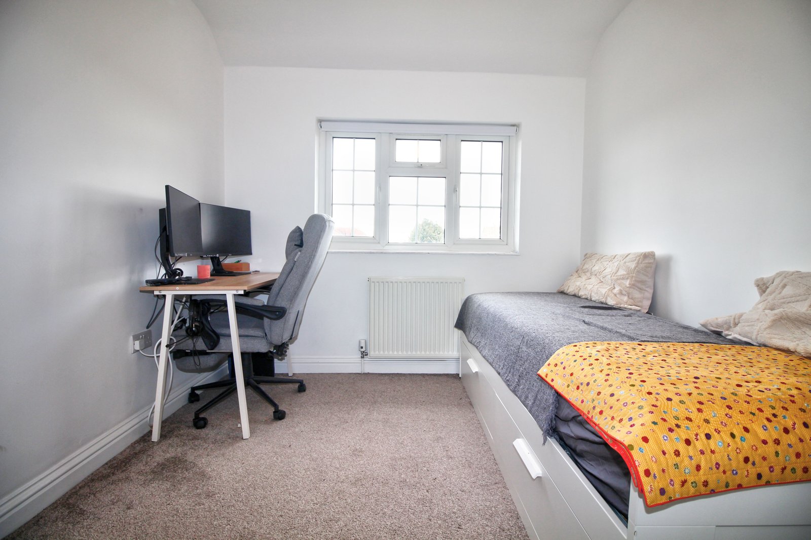 Let Agreed 3 Bed Terraced House Croxdale Road, Borehamwood, WD6 L&H