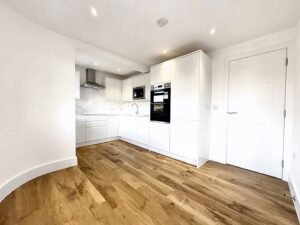 Edgwarebury Lane, Edgware, HA8