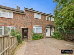Catterick Way, Borehamwood, WD6