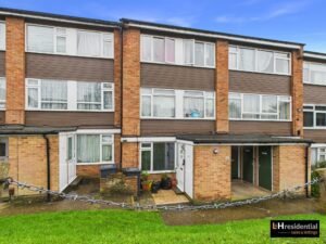 Ashdown Drive, Borehamwood, WD6